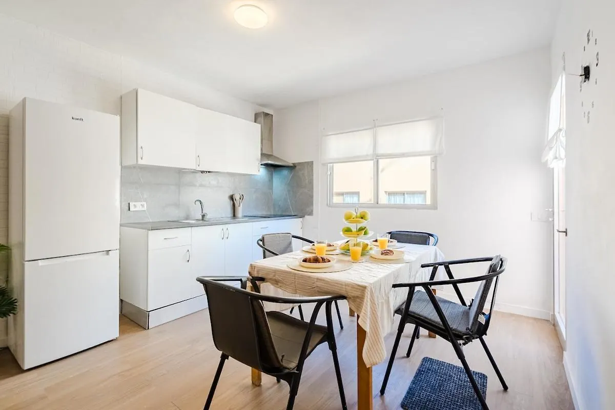 אל מדאנו Beach House ,1 Min To Beach, Brand New 0*, אל מדאנו ספרד